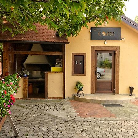 Vila Chess Belgrado Esterno foto